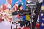 25-12-2011活動相片,與欣宜及羅孝勇同臺表演